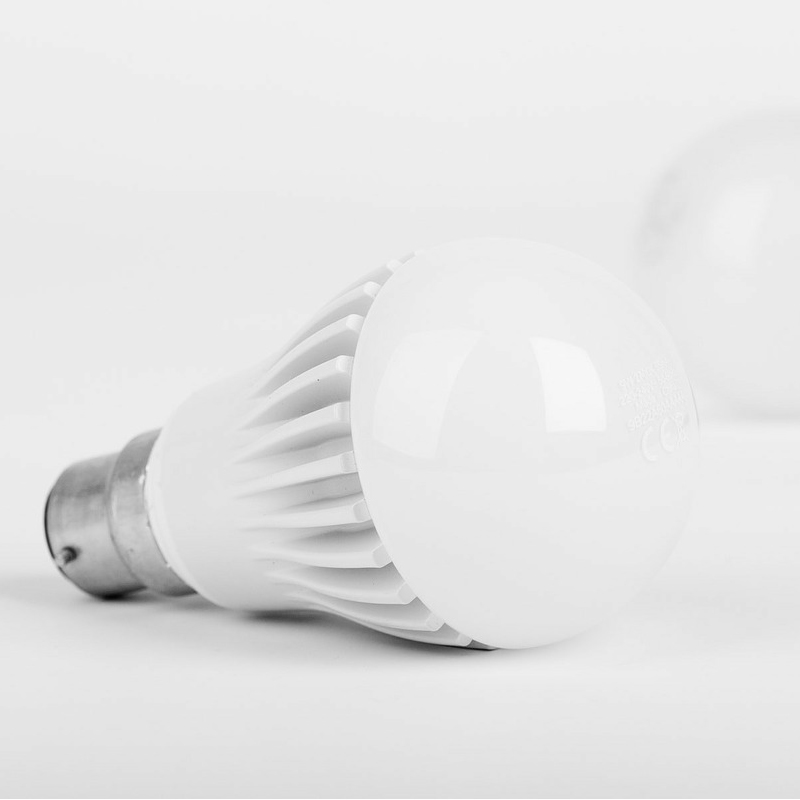 How To Set Up And Use Amazon Alexa with Smart LED Light Bulbs